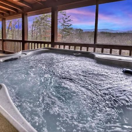 Mountain Views Hot Tub Firepit Close To Town Villa Blue Ridge Exterior photo